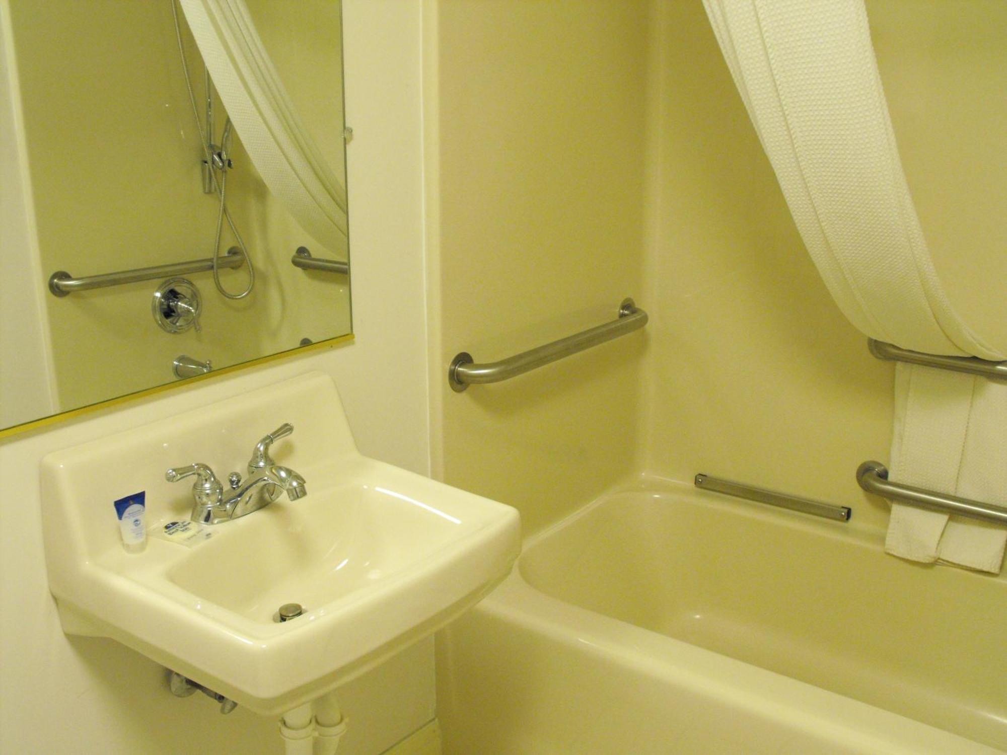 Americas Best Value Inn Three Rivers Luaran gambar
